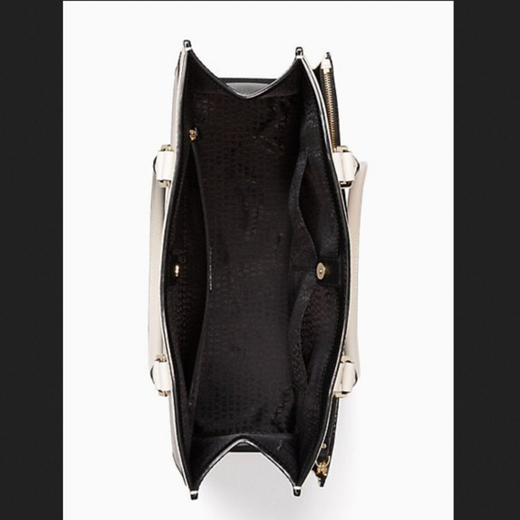 Kate Spade Black and White Tote (host pick 🎊🎉) - Picture 4 of 4